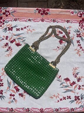 Pappagallo Green Metal Mesh  Shoulder Bag and Gold chain Hardware